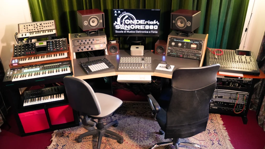 Corso di Mixing Avanzato per Musica Elettronica